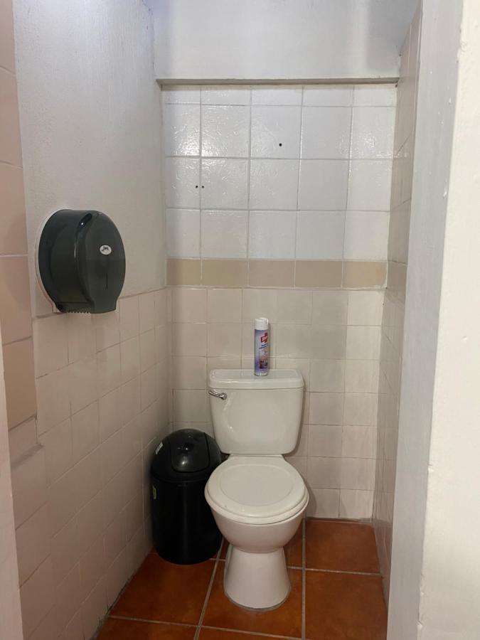 El Extranjero Hostal 危地马拉安地瓜 外观 照片